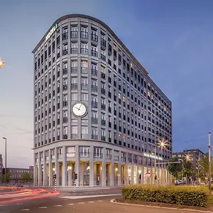 Hotell Amadi Panorama